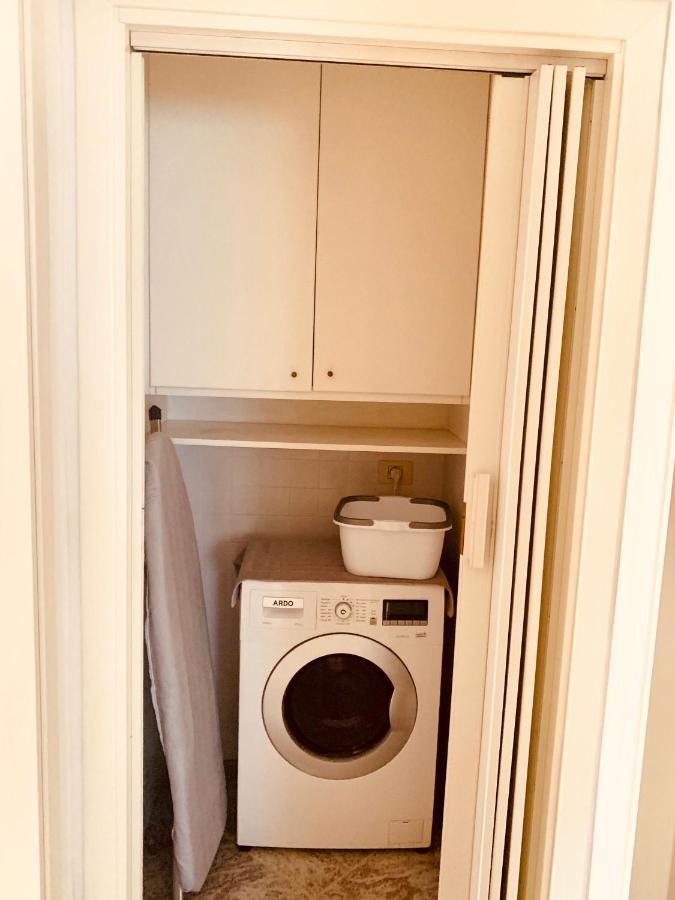 Via Solaro, Appartamento In Pieno Centro 福尔米亚 外观 照片