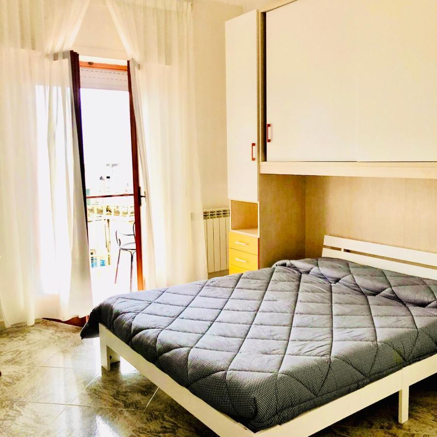 Via Solaro, Appartamento In Pieno Centro 福尔米亚 外观 照片