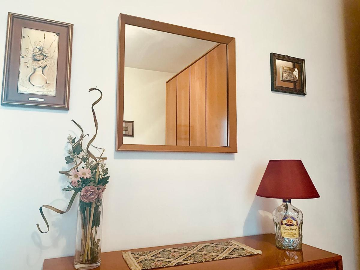 Via Solaro, Appartamento In Pieno Centro 福尔米亚 外观 照片